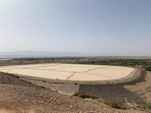 以色列蓋膜水庫(kù)防蒸發(fā)